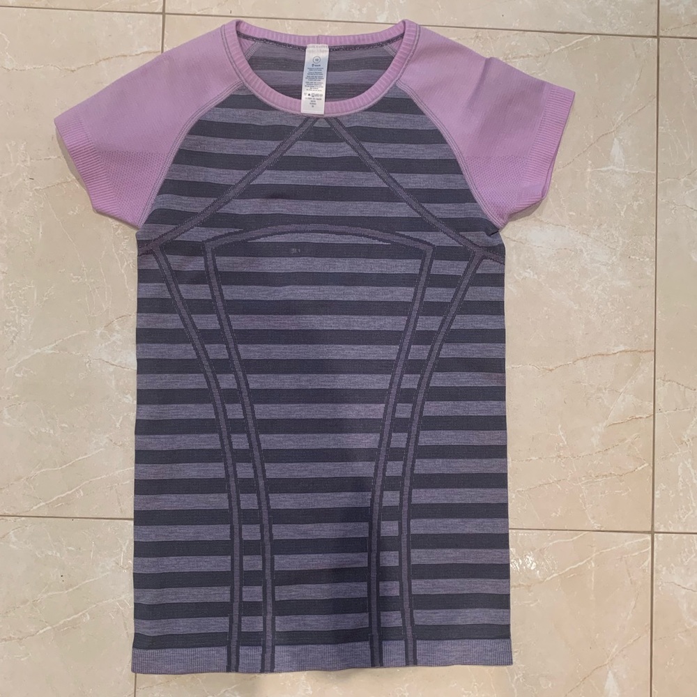 Ivivva T-shirt